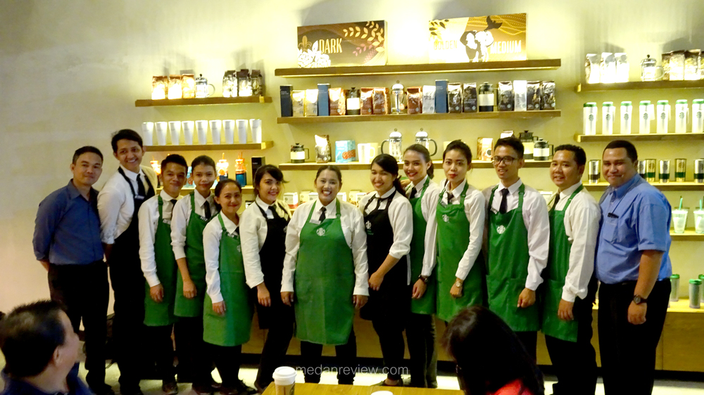 Big Family Starbucks Regale City