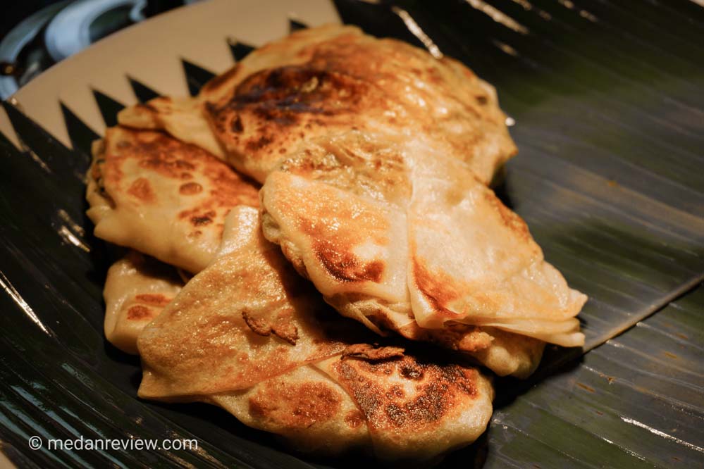 Martabak + Rendang Kambing Menjadi Rekomendasi